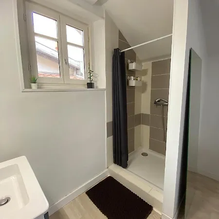 Hyper Centre Et Pres De La 1er Etage Lägenhet *